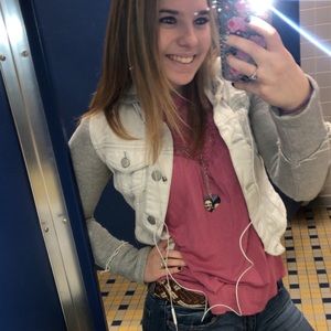 Meet your Posher, Selena